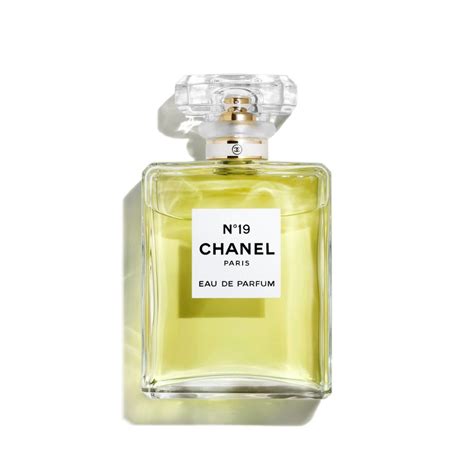 chanel 19 parfum 15 ml vaporisateur|chanel no 19 perfume boots.